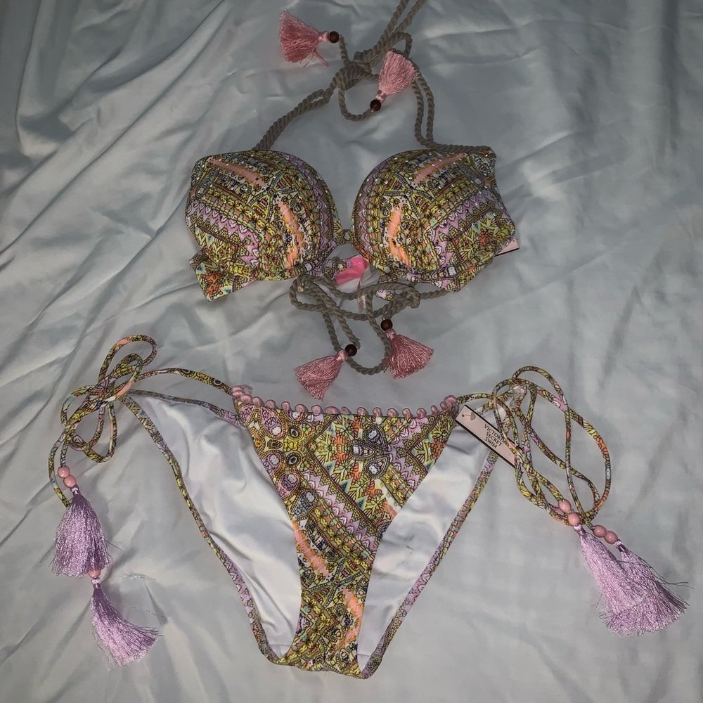 Victoria Secret Bikini Size 32A Top Size S Bottoms With Tags Padded Bra Cups